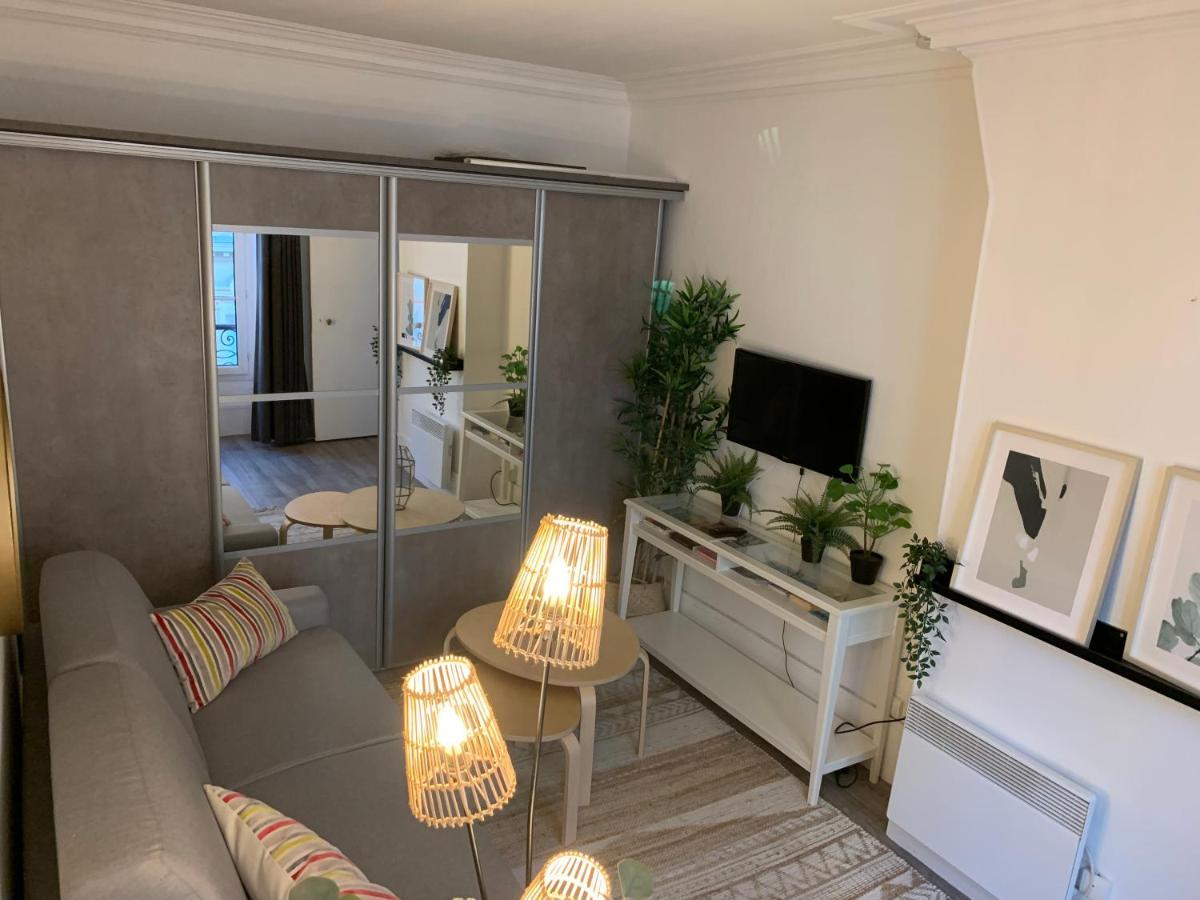 Studio Moderne Au Coeur De Paris Batignolles Екстериор снимка